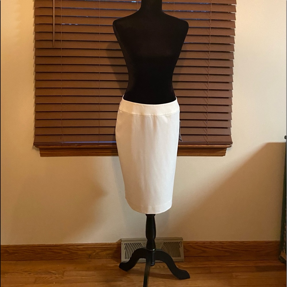 Nine West pencil skirt size 6
